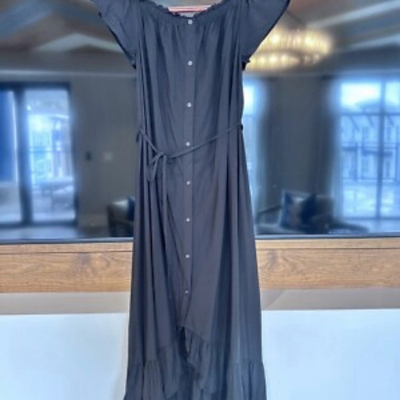 LOFT Dresses & Skirts - LOFT Black short Sleeve Dress with Button Detail